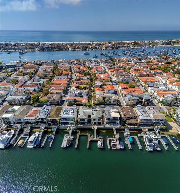 Newport Beach, CA 92663,208 Via Palermo