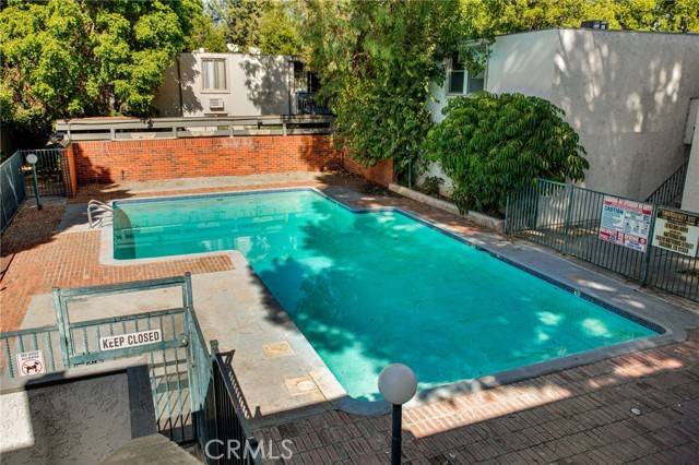 Tarzana, CA 91356,18620 Hatteras ST 114