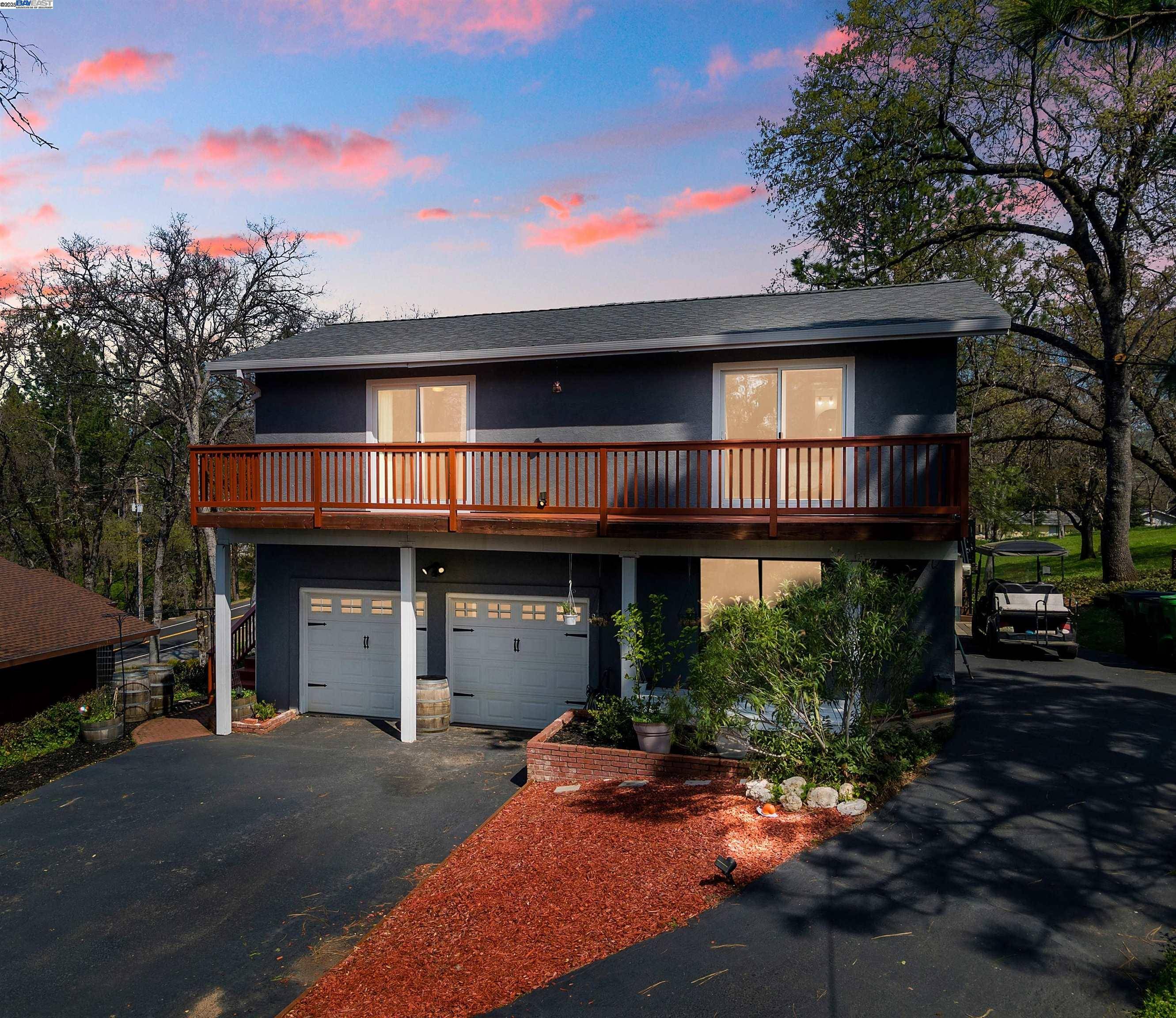 Auburn, CA 95602,23889 Oakmont WAY