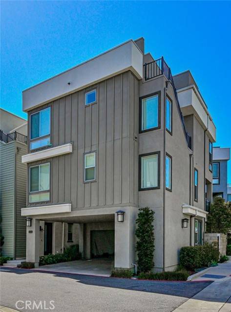 Costa Mesa, CA 92627,1643 Bridgewater WAY
