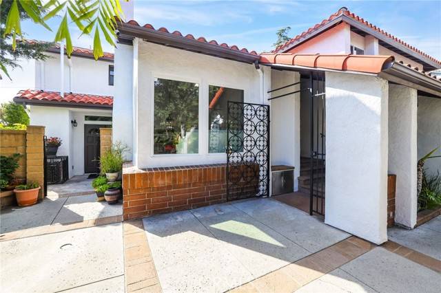 Mission Viejo, CA 92692,27955 Gallina