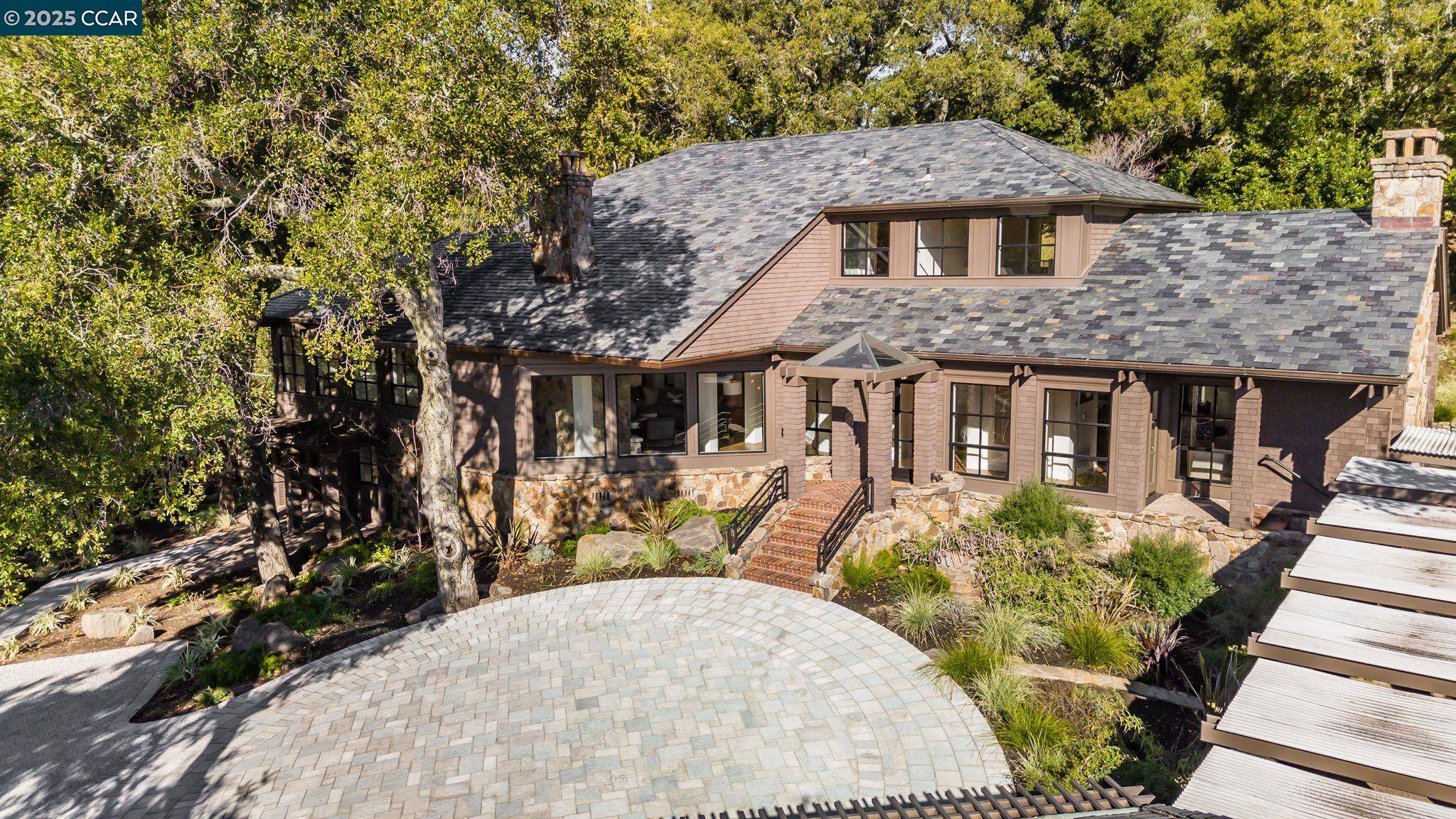 Orinda, CA 94563,9 Berrybrook HOLW