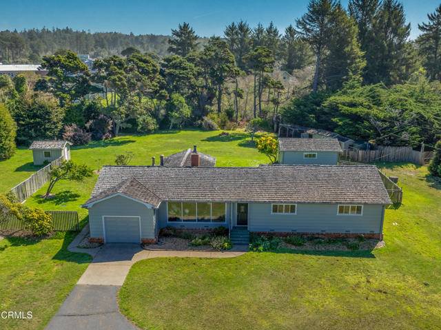 Fort Bragg, CA 95437,18601 Cypress RD