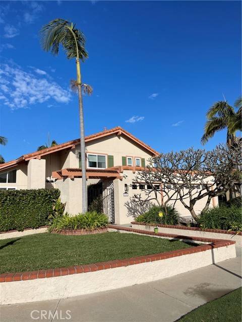Huntington Beach, CA 92649,16541 Los Verdes LN