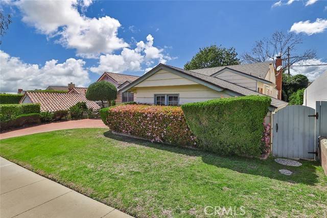 Los Angeles, CA 90056,5511 S Corning AVE