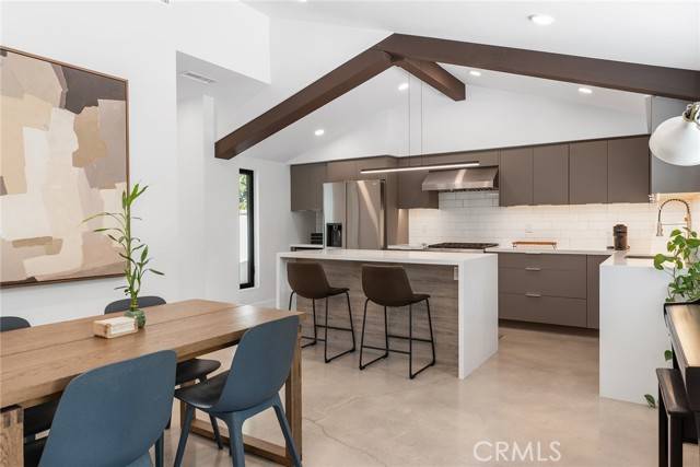 Calabasas, CA 91302,24655 B Park Miramar