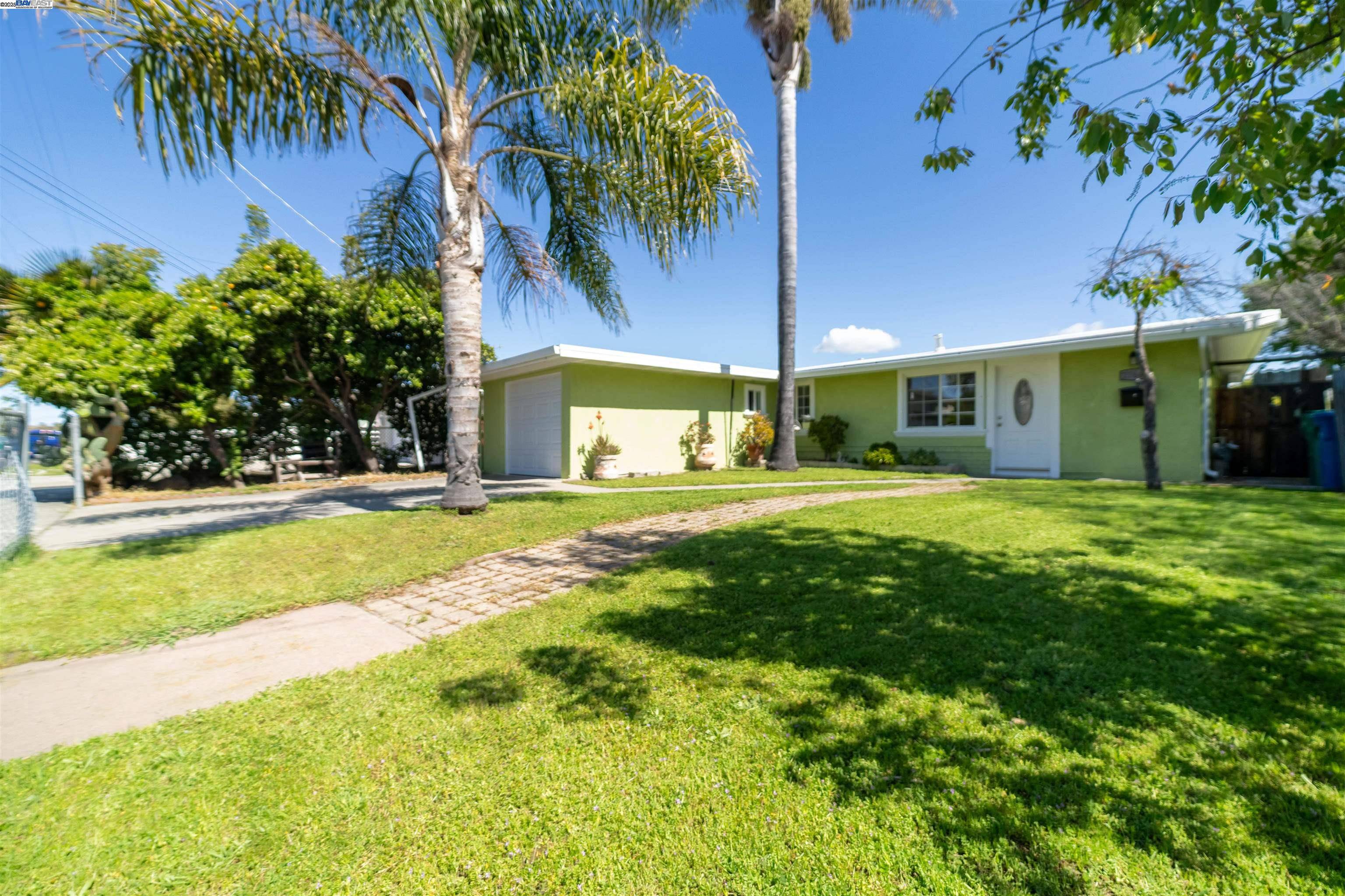 Hayward, CA 94545,27844 Miami Ave