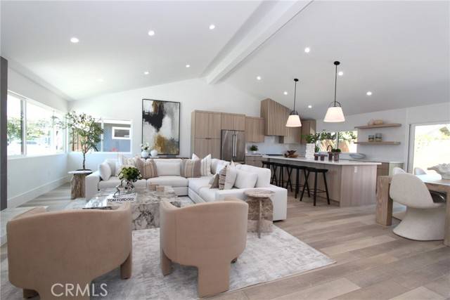 Costa Mesa, CA 92626,1704 Samar DR