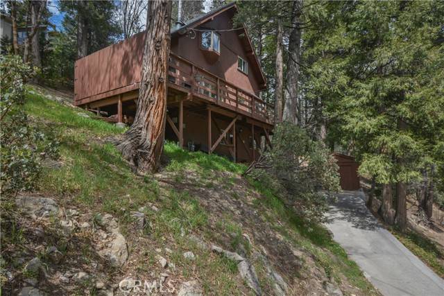 Twin Peaks, CA 92391,458 Clubhouse DR