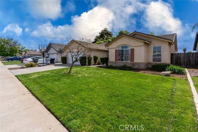 Hanford, CA 93230,925 W Redwood ST