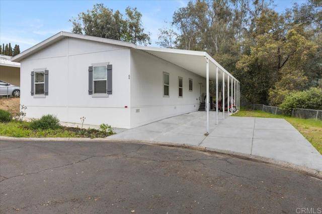 Lakeside, CA 92040,13450 Highway 8 Business 60
