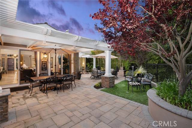 Newport Beach, CA 92660,6 Rue Cannes