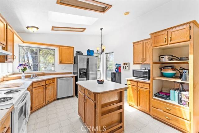 Clearlake, CA 95422,16223 33rd AVE