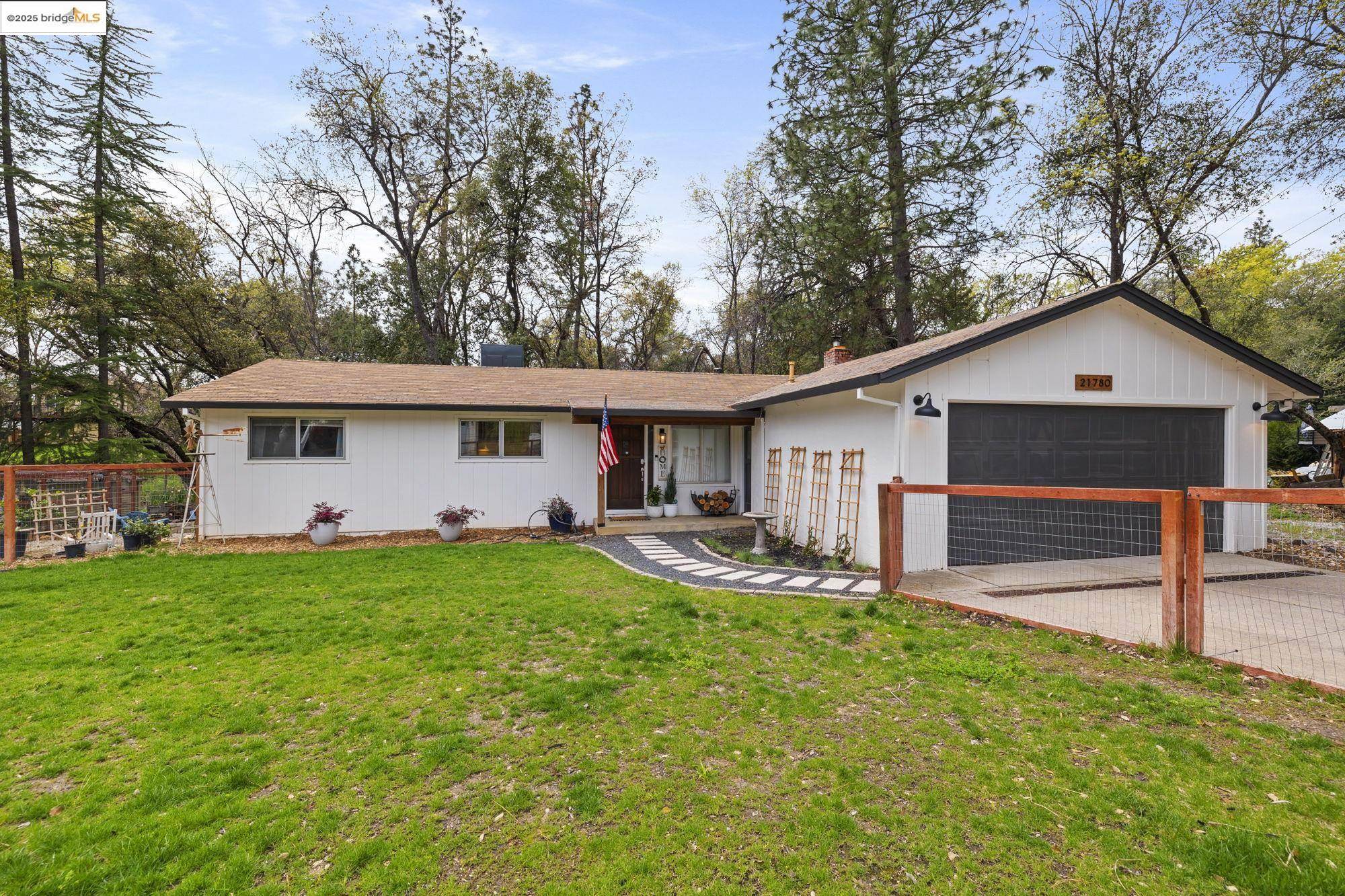 Sonora, CA 95370,21780 El Coyote DR