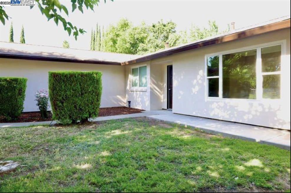 Sacramento, CA 95833,2789 Mendel WAY