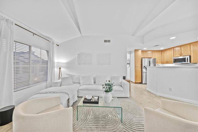 Chula Vista, CA 91911,717 Caminito Valiente