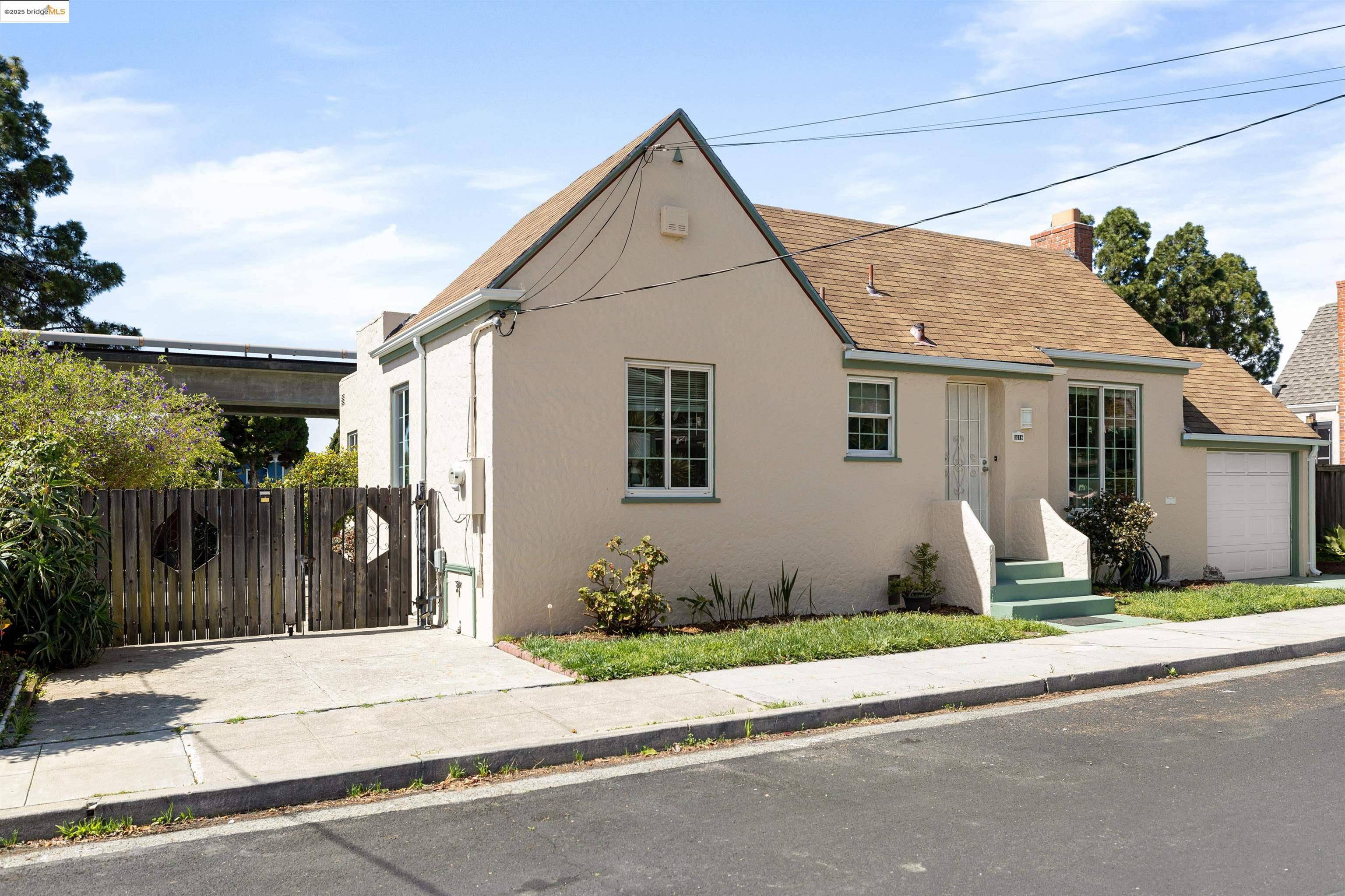 Albany, CA 94706,1016 Key Route Blvd
