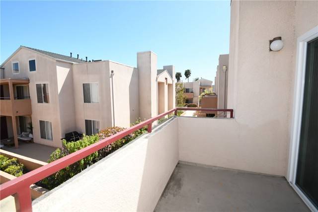 Torrance, CA 90504,16700 Yukon AVE 204