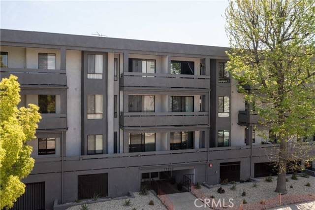 North Hollywood, CA 91602,11322 Camarillo ST 204
