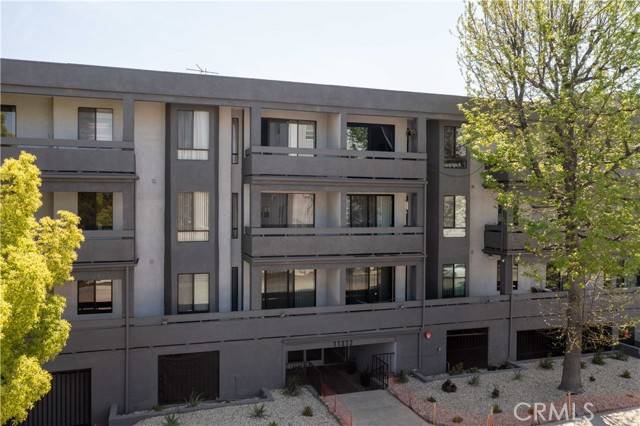 North Hollywood, CA 91602,11322 Camarillo ST 204