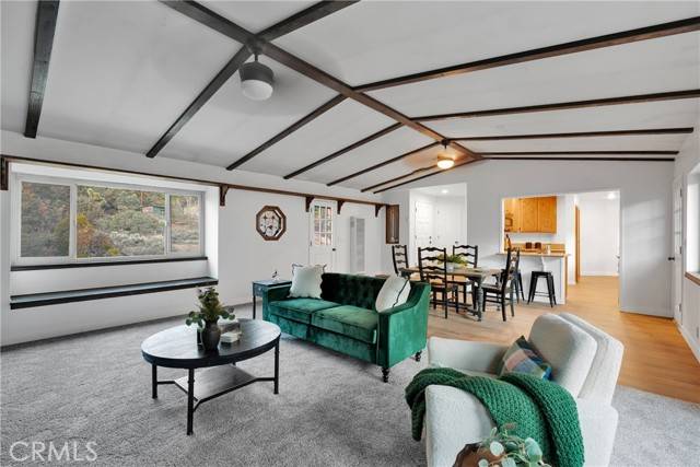 Wrightwood, CA 92397,1897 Desert Front RD