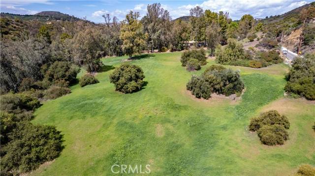 Calabasas, CA 91302,24415 Mulholland HWY