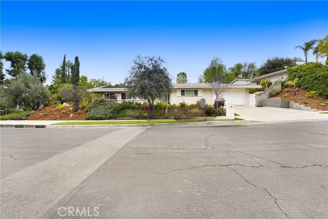 Woodland Hills, CA 91367,24375 Hatteras ST