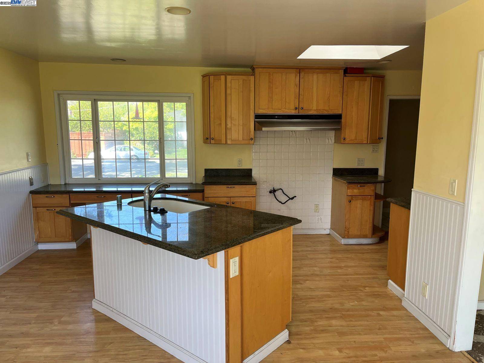 Fremont, CA 94536,492 D ST