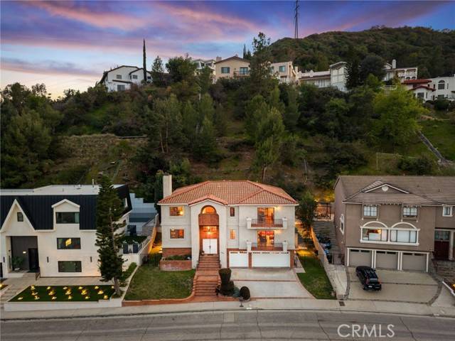 Glendale, CA 91208,3401 Country Club DR