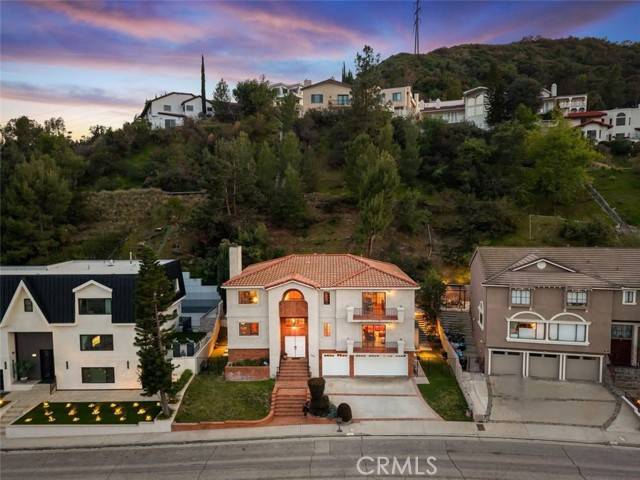 Glendale, CA 91208,3401 Country Club DR