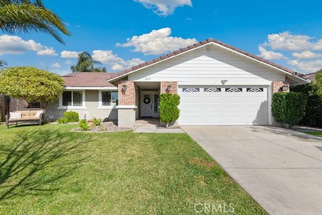 Riverside, CA 92503,4217 Lionhead AVE
