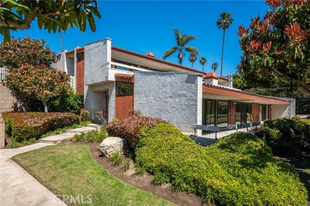 San Pedro, CA 90732,2101 W 25th ST 2