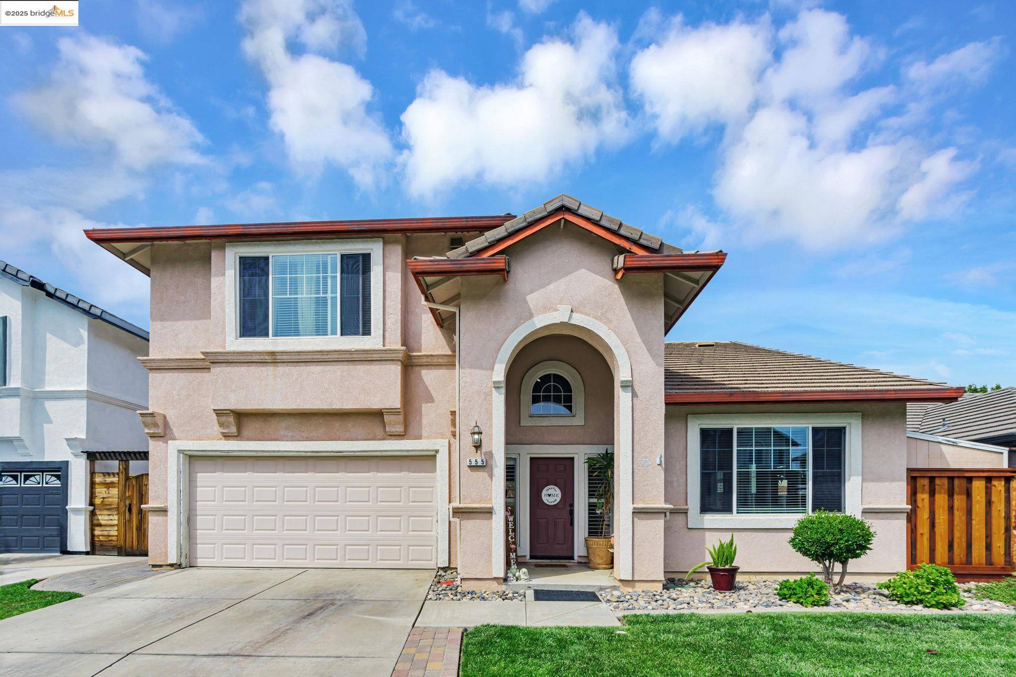 Brentwood, CA 94513,555 Birchwood Rd