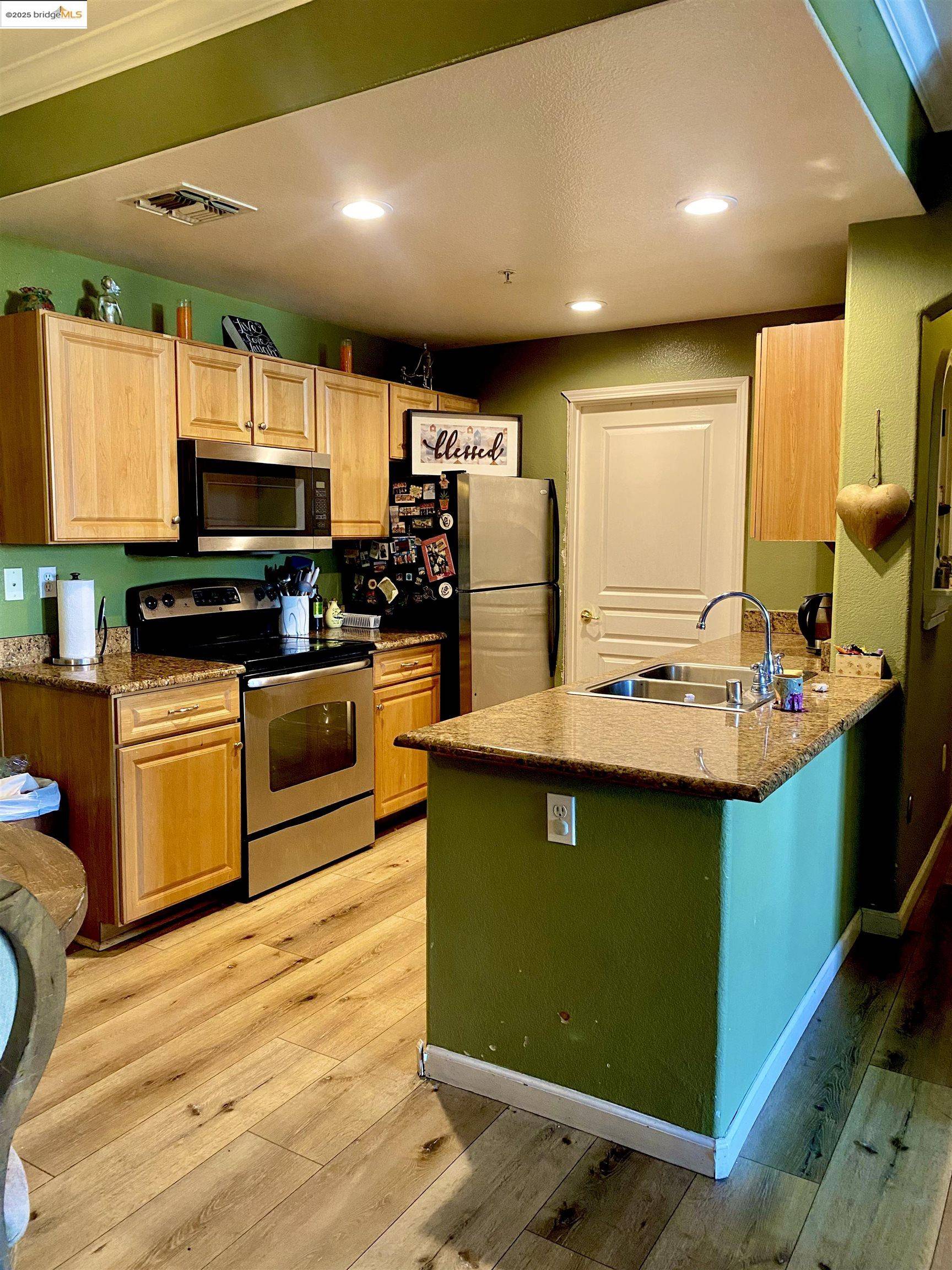 Turlock, CA 95382,1360 Shady Lane 1012