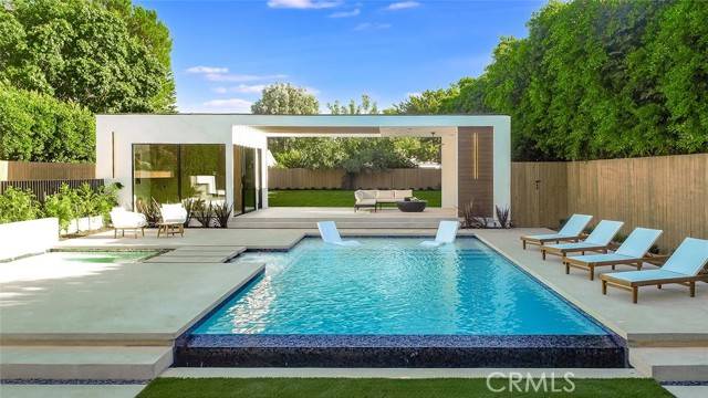 Woodland Hills, CA 91367,22930 Dolorosa ST