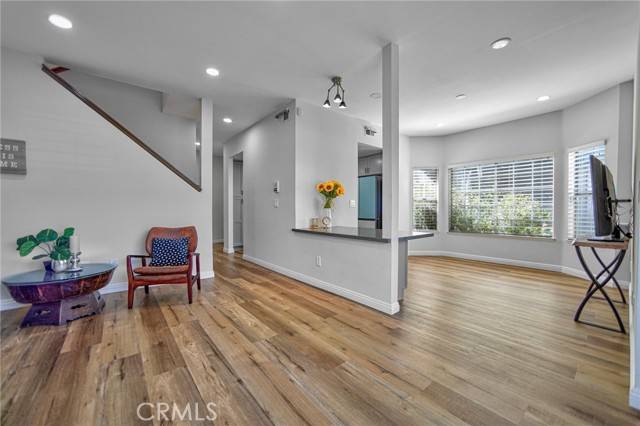 Winnetka, CA 91306,20851 Community ST 10