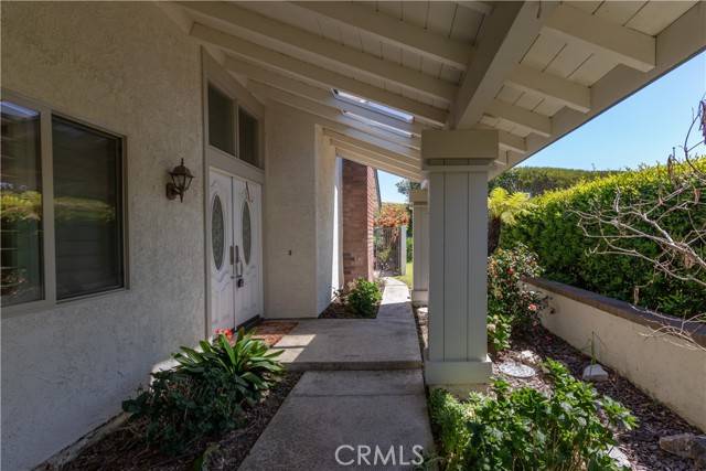 Corona Del Mar, CA 92625,48 White Water DR