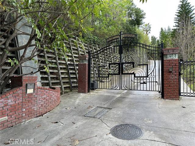 Studio City, CA 91604,3622 Roberts View PL