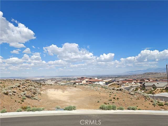 Palmdale, CA 93551,39602 Marina CT