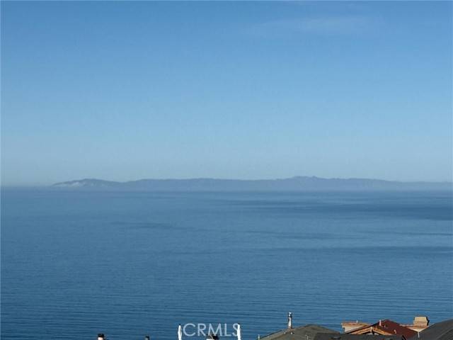 Laguna Beach, CA 92651,883 Santa Ana ST