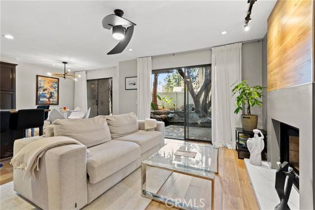 Costa Mesa, CA 92627,409 Bryson
