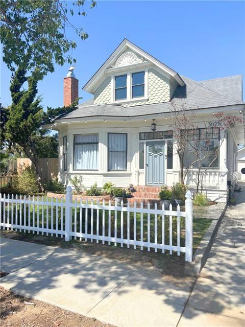 Long Beach, CA 90803,3025 E Corto PL