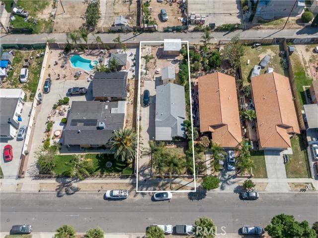 Perris, CA 92570,359 W 2nd ST