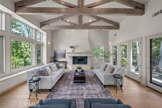 San Luis Obispo, CA 93405,327 Los Cerros DR
