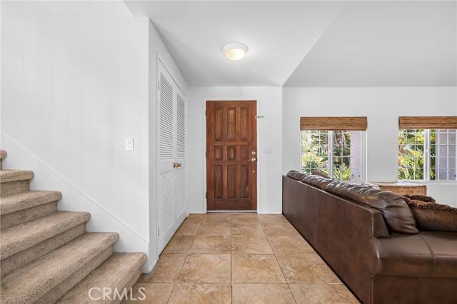 Carlsbad, CA 92009,2204 Recodo CT