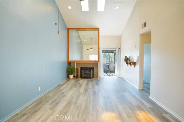 Vista, CA 92081,936 Lupine Hills DR 36