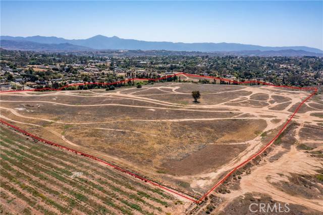 Riverside, CA 92504,0 Iris