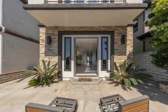 Huntington Beach, CA 92648,831 Frankfort AVE