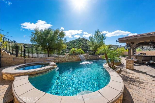 Valencia, CA 91354,28360 Steel LN