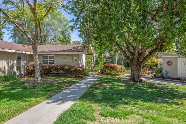 Laguna Woods, CA 92637,148 Avenida Majorca B